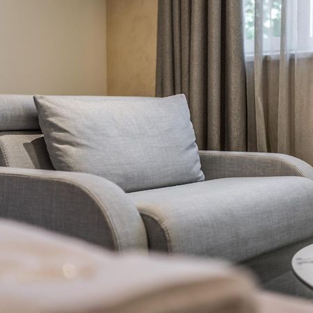 Piazza Luxury Apartments Тирана Екстериор снимка