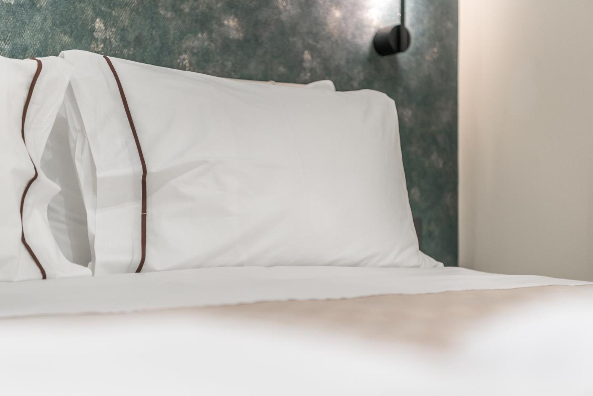 Piazza Luxury Apartments Тирана Екстериор снимка