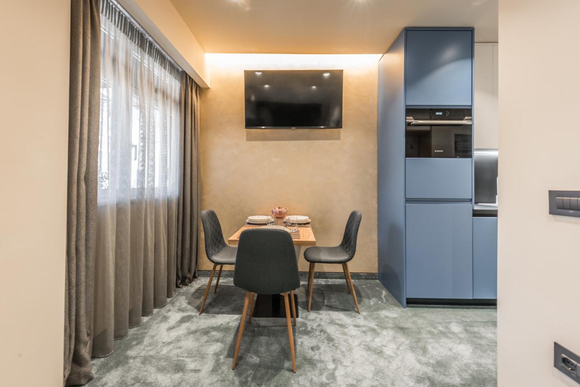 Piazza Luxury Apartments Тирана Екстериор снимка