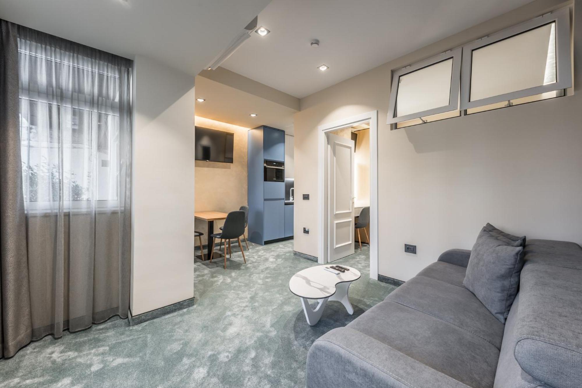 Piazza Luxury Apartments Тирана Екстериор снимка