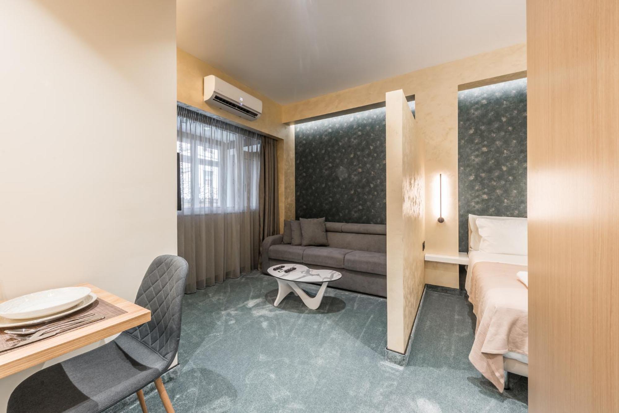 Piazza Luxury Apartments Тирана Екстериор снимка
